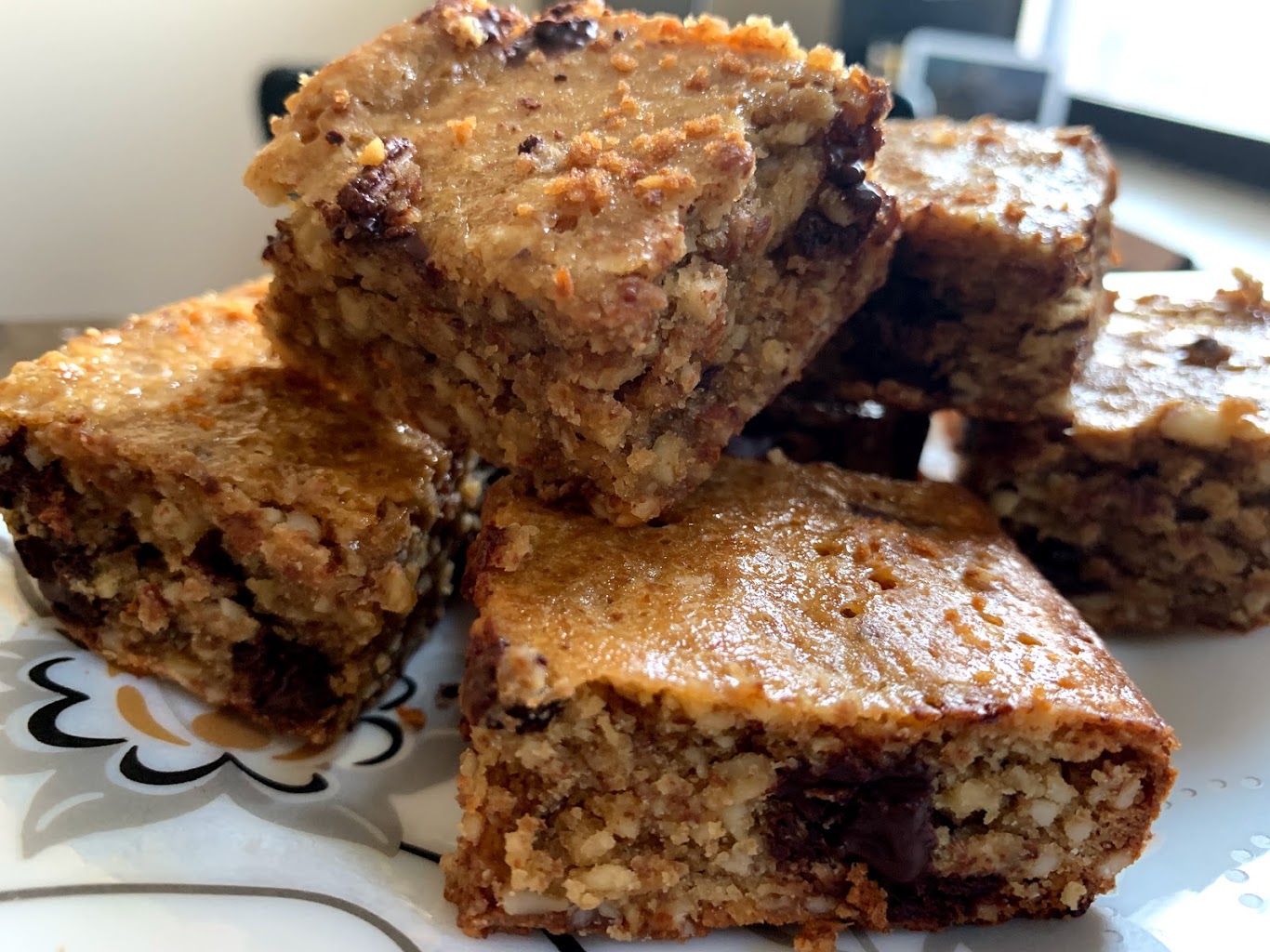 Tahini Almond Blondies