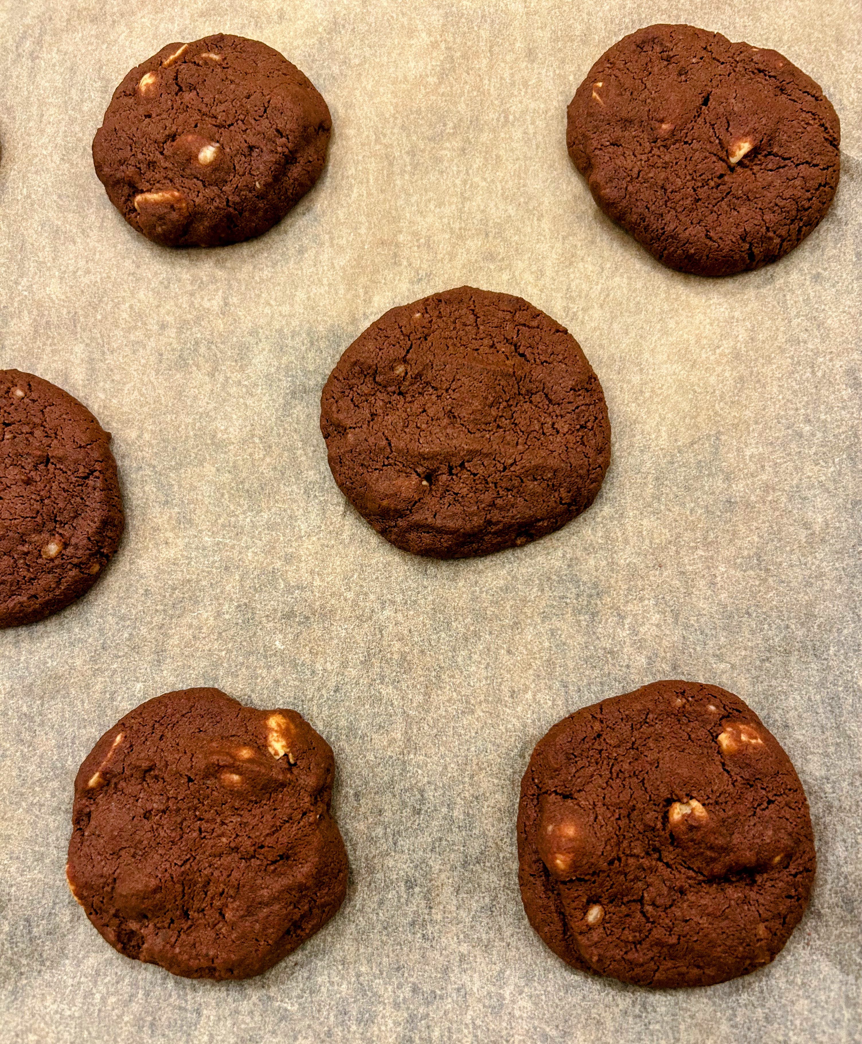 Chocolate Peanut Shortbread Cookies